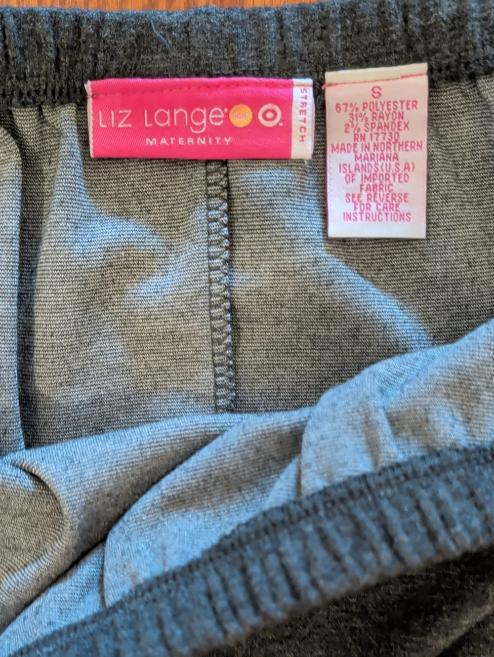 Liz Lange Gray Maternity Two Piece Skirt And Top.